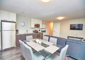 Luxury Boutique Two Bedroom Condo 2b